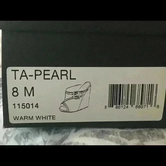 Tahari Ivory Leather Cork Wedge Open Toe sandals Sz 8 - Picture 7 of 7